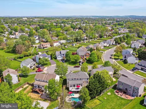 View/Area - 6852 Fielding Ct, Frederick, MD 21703 photo 2 of 4