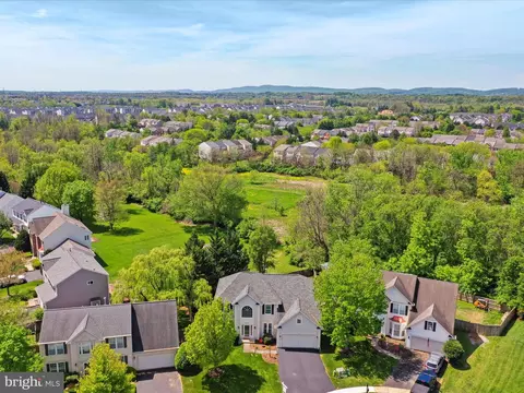 View/Area - 6852 Fielding Ct, Frederick, MD 21703 photo 1 of 4