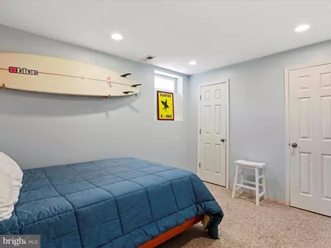 Bedroom - 6852 Fielding Ct, Frederick, MD 21703 photo 7 of 7
