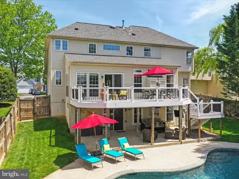 Exterior - 6852 Fielding Ct, Frederick, MD 21703 photo 13 of 15