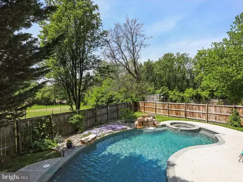 Exterior - 6852 Fielding Ct, Frederick, MD 21703 photo 12 of 15