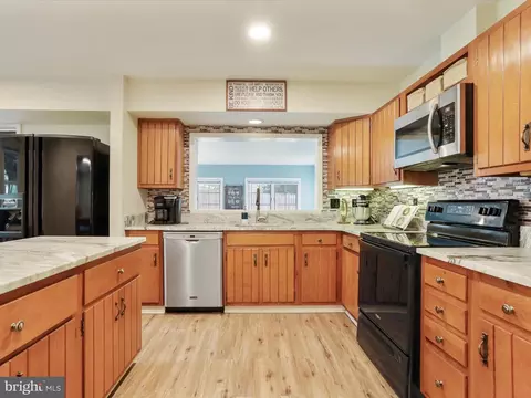Kitchen - 7305 Parkview Dr, Frederick, MD 21702 photo 1 of 5