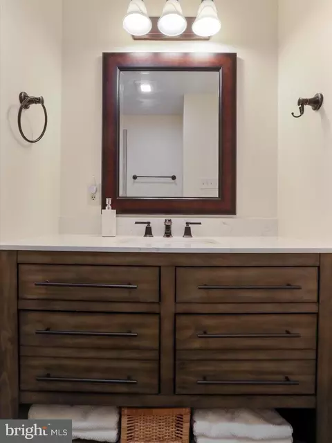 Bath - 7305 Parkview Dr, Frederick, MD 21702 photo 1 of 4