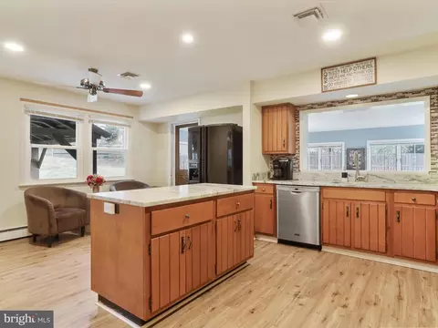 Kitchen - 7305 Parkview Dr, Frederick, MD 21702 photo 3 of 5