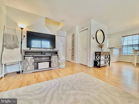 Living - 160 Heathfield Dr, Frederick, MD 21702 photo 1 of 3