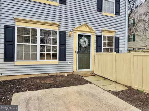 Exterior - 160 Heathfield Dr, Frederick, MD 21702 photo 1 of 4