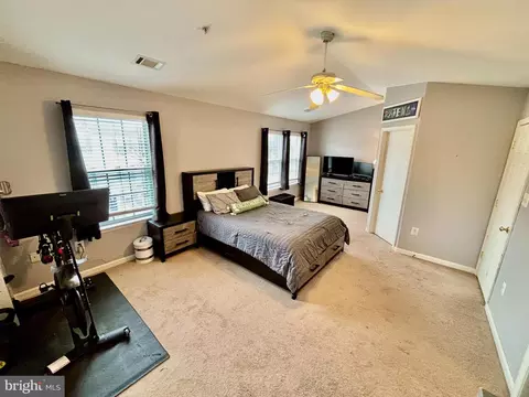 Bedroom - 160 Heathfield Dr, Frederick, MD 21702 photo 9 of 10
