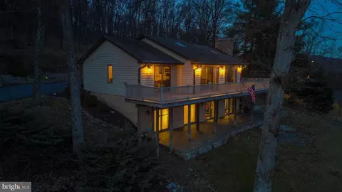 5518 Bootjack Dr, Frederick, MD 21702 photo 2