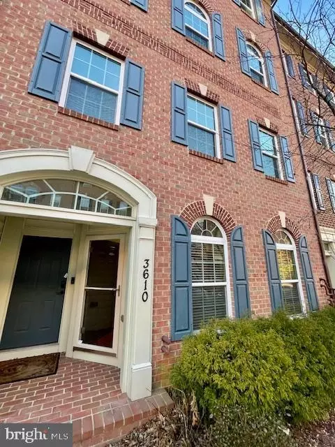 3610 Spring Hollow Ln, Frederick, MD 21704 photo 2