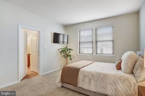 Bedroom - 5011 Macdonough Pl, Frederick, MD 21703 photo 2 of 4