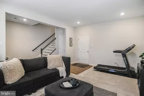 Entry Way - 5011 Macdonough Pl, Frederick, MD 21703 photo 4 of 19