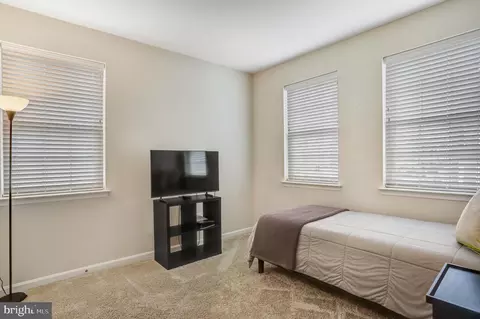 Bedroom - 5011 Macdonough Pl, Frederick, MD 21703 photo 4 of 4
