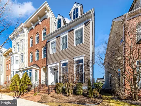 Exterior - 3640 Islington St, Frederick, MD 21704 photo 5 of 30