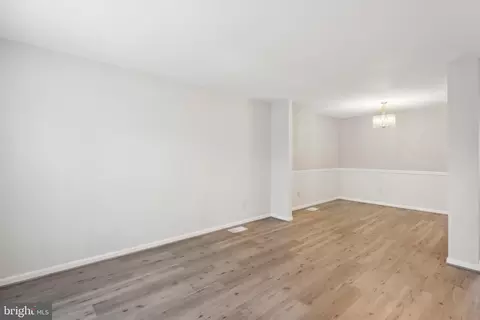 Living - 1612 Colonial Way, Frederick, MD 21702 photo 2 of 5