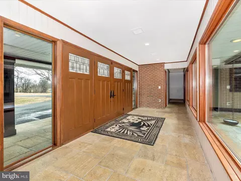Entry Way - 7501 B Mckaig Rd #B, Frederick, MD 21701 photo 1 of 2