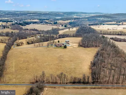 View/Area - 7501 B Mckaig Rd #B, Frederick, MD 21701 photo 4 of 12