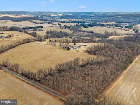 View/Area - 7501 B Mckaig Rd #B, Frederick, MD 21701 photo 5 of 12