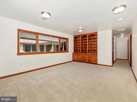 Living - 7501 B Mckaig Rd #B, Frederick, MD 21701 photo 10 of 10