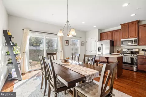 Dining - 5781 Barts Way, Frederick, MD 21704 photo 2 of 3