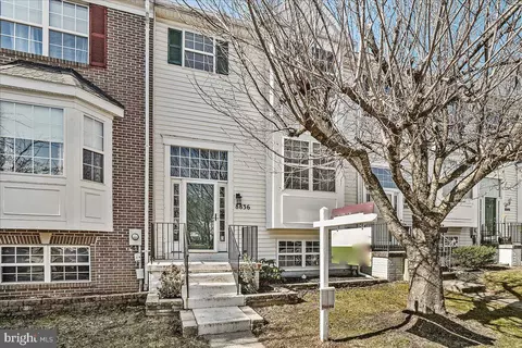 8836 Briarcliff Ln, Frederick, MD 21701