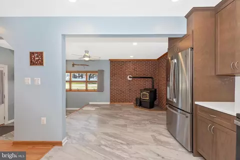 8606 Hunters Dr, Frederick, MD 21701 photo 14