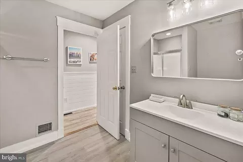 8433 Fingerboard Rd, Frederick, MD 21704 photo 28