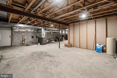 8433 Fingerboard Rd, Frederick, MD 21704 photo 34