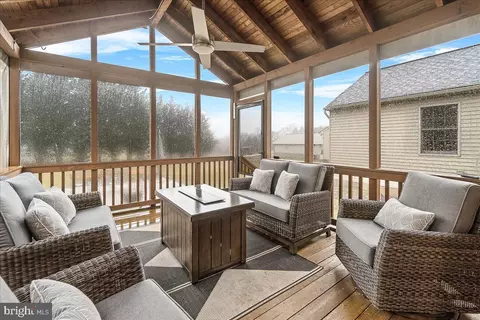 8433 Fingerboard Rd, Frederick, MD 21704 photo 32