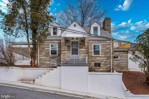 300 N Delaware Ave, Brunswick, MD 21716