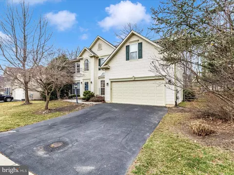 Exterior - 6460 Saddlebrook Ln, Frederick, MD 21701 photo 3 of 16