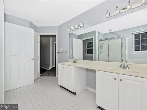 Bath - 6460 Saddlebrook Ln, Frederick, MD 21701 photo 3 of 6