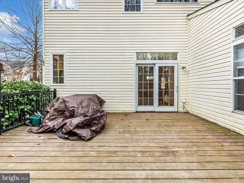 Exterior - 6460 Saddlebrook Ln, Frederick, MD 21701 photo 12 of 16