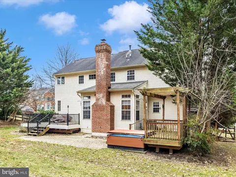 Exterior - 6460 Saddlebrook Ln, Frederick, MD 21701 photo 8 of 16