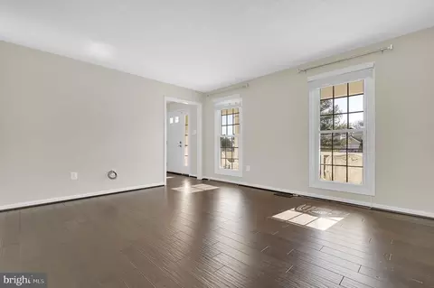 Living - 6209 Derby Dr, Frederick, MD 21703 photo 2 of 4
