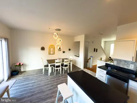 Dining - 144 Penwick Cir, Frederick, MD 21702 photo 1 of 1