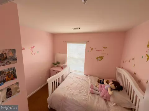 Bedroom - 144 Penwick Cir, Frederick, MD 21702 photo 2 of 4