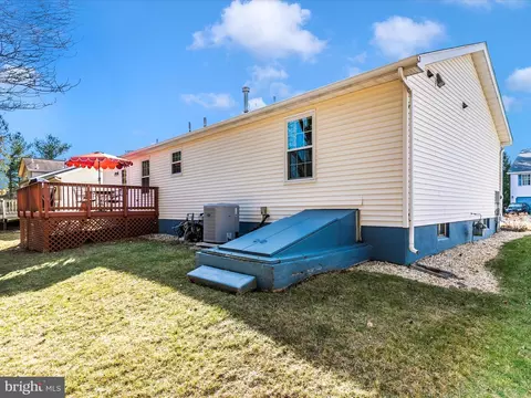 216 Lake Coventry Dr, Frederick, MD 21702 photo 36