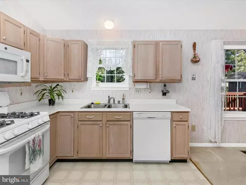 216 Lake Coventry Dr, Frederick, MD 21702 photo 13