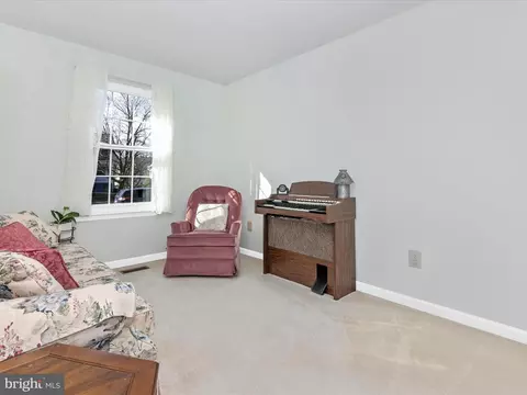 216 Lake Coventry Dr, Frederick, MD 21702 photo 20