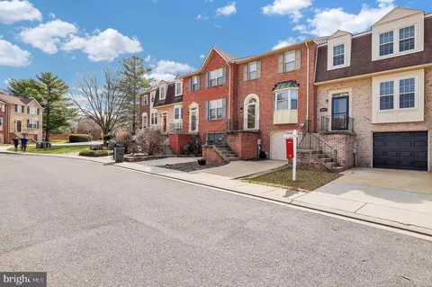 8247 Waterside Ct, Frederick, MD 21701 photo 2