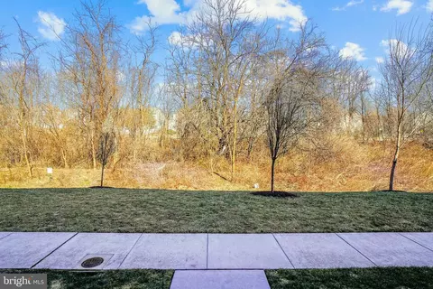 Exterior - 817 Badger Ave, Frederick, MD 21702 photo 4 of 4