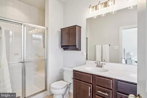 Bath - 817 Badger Ave, Frederick, MD 21702 photo 1 of 3