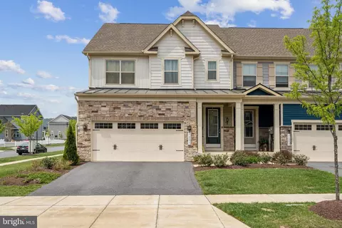 1201 Pennington Dr, Brunswick, MD 21716