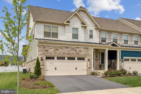 1201 Pennington Dr, Brunswick, MD 21716 photo 3