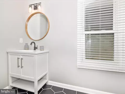 Bath - 212 E 5th St, Frederick, MD 21701 photo 2 of 4