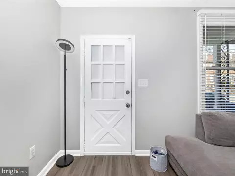 Entry Way - 212 E 5th St, Frederick, MD 21701 photo 1 of 7