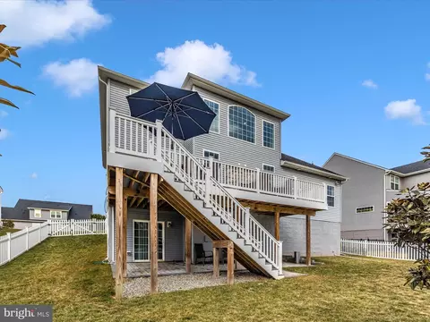 Exterior - 1716 Trotter St, Frederick, MD 21702 photo 8 of 25
