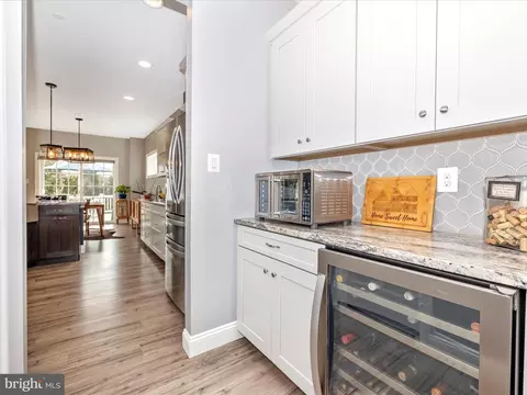 Entry Way - 1716 Trotter St, Frederick, MD 21702 photo 4 of 10