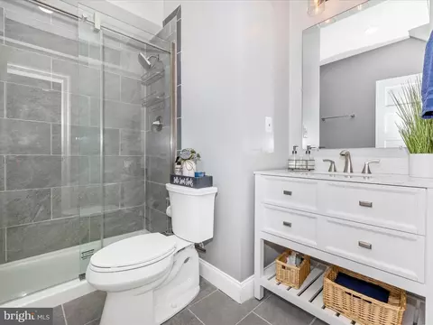 Bath - 1716 Trotter St, Frederick, MD 21702 photo 5 of 5