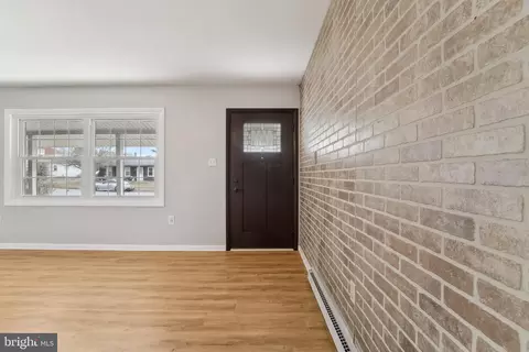 1504 W 10th St, Frederick, MD 21702 photo 5